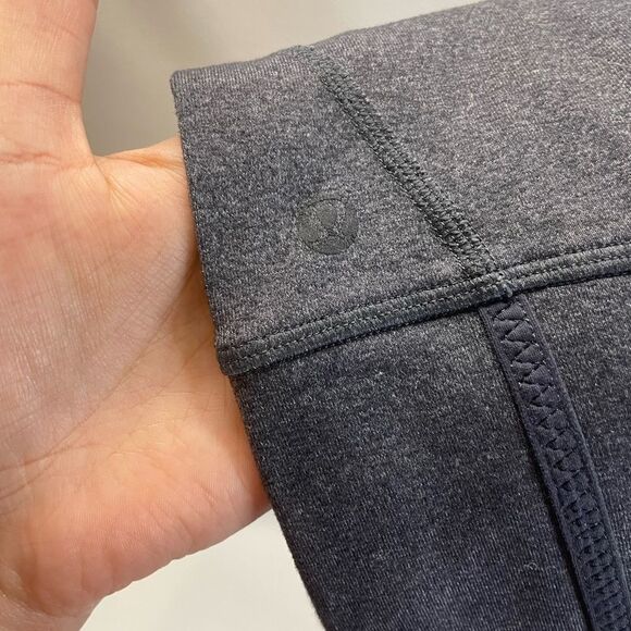 Lululemon Snap Me Up Grey Cropped Leggings Size 6 - Picture 4 of 6